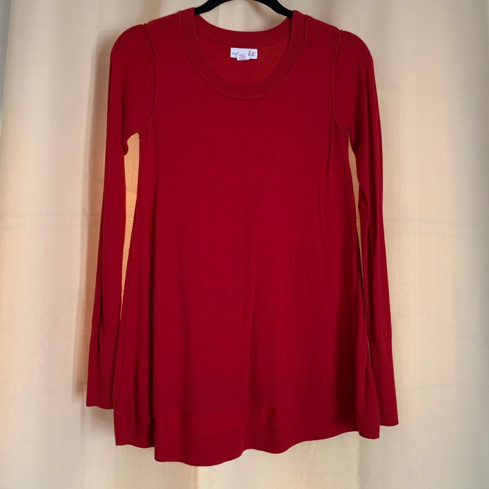 Light tunic sweater